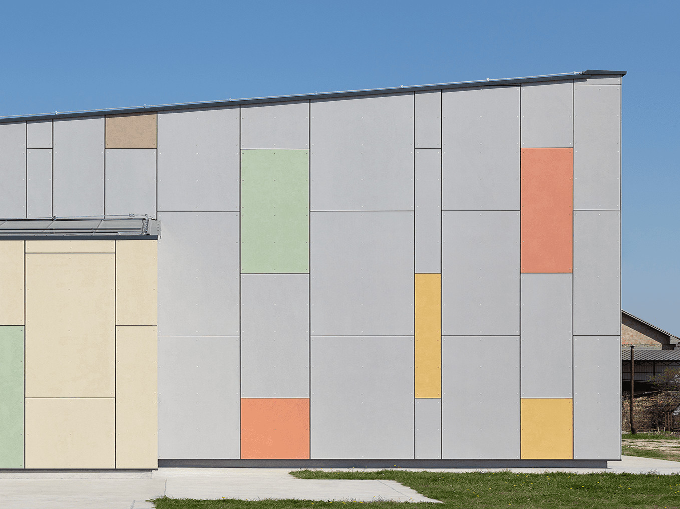 Non-combustible facades