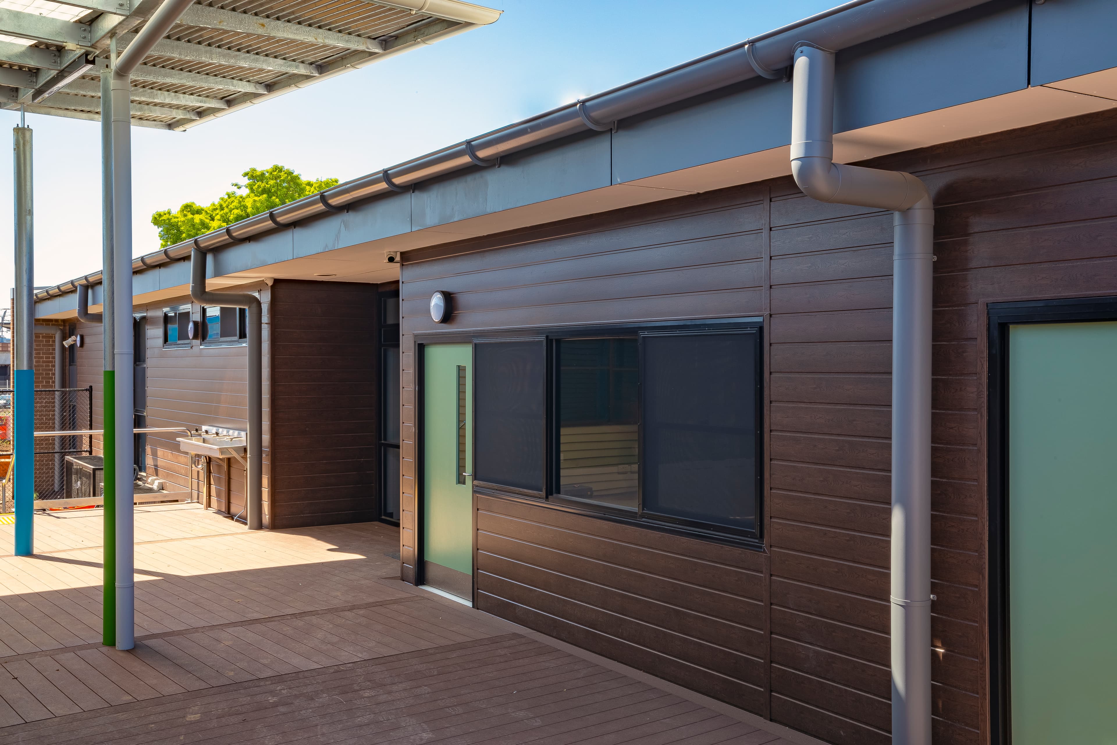 Lilydale_High_School_ZINTL_Volcano_oak (3)