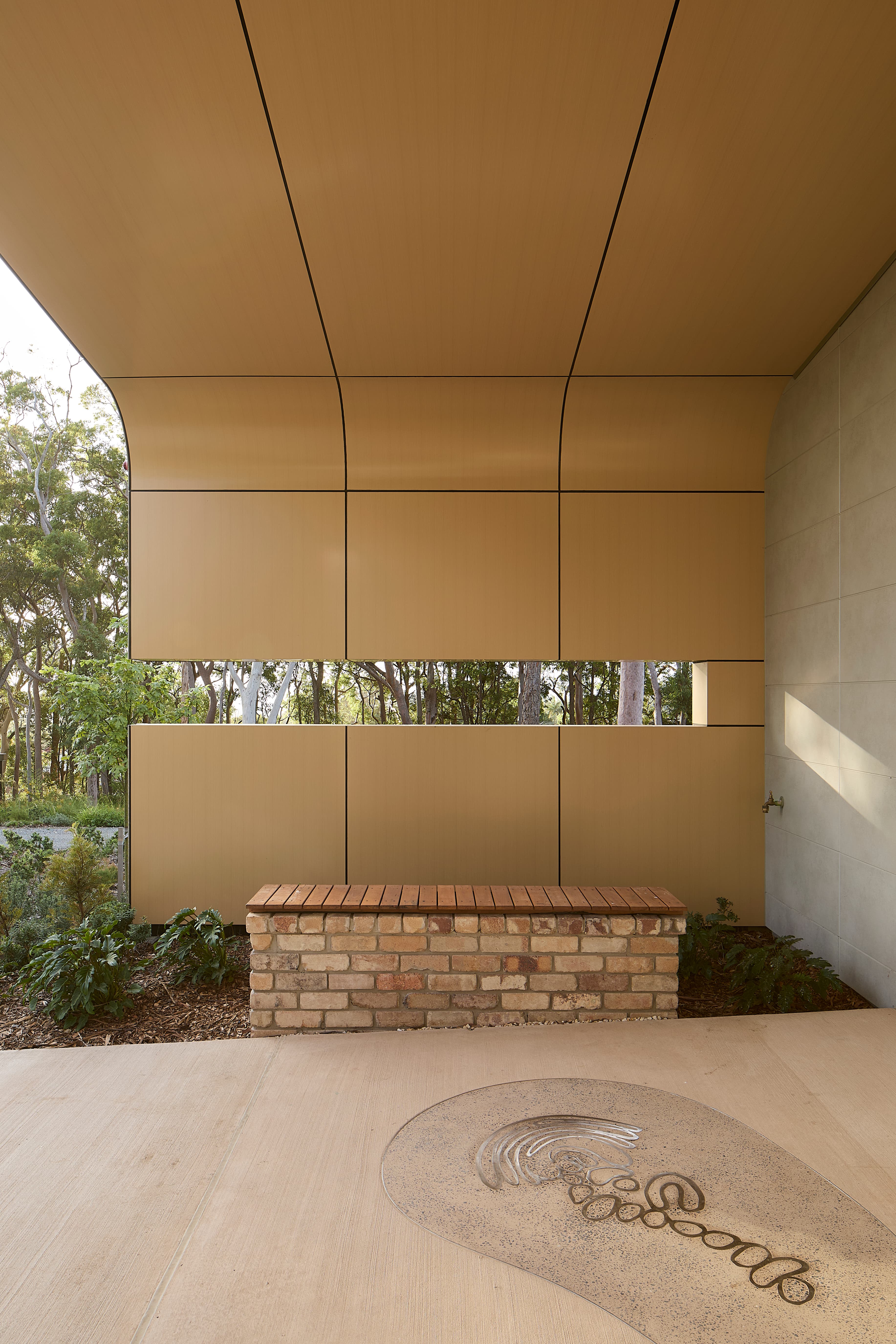MondoClad_Blonde_Pine_EJE Architecture (1).jpg