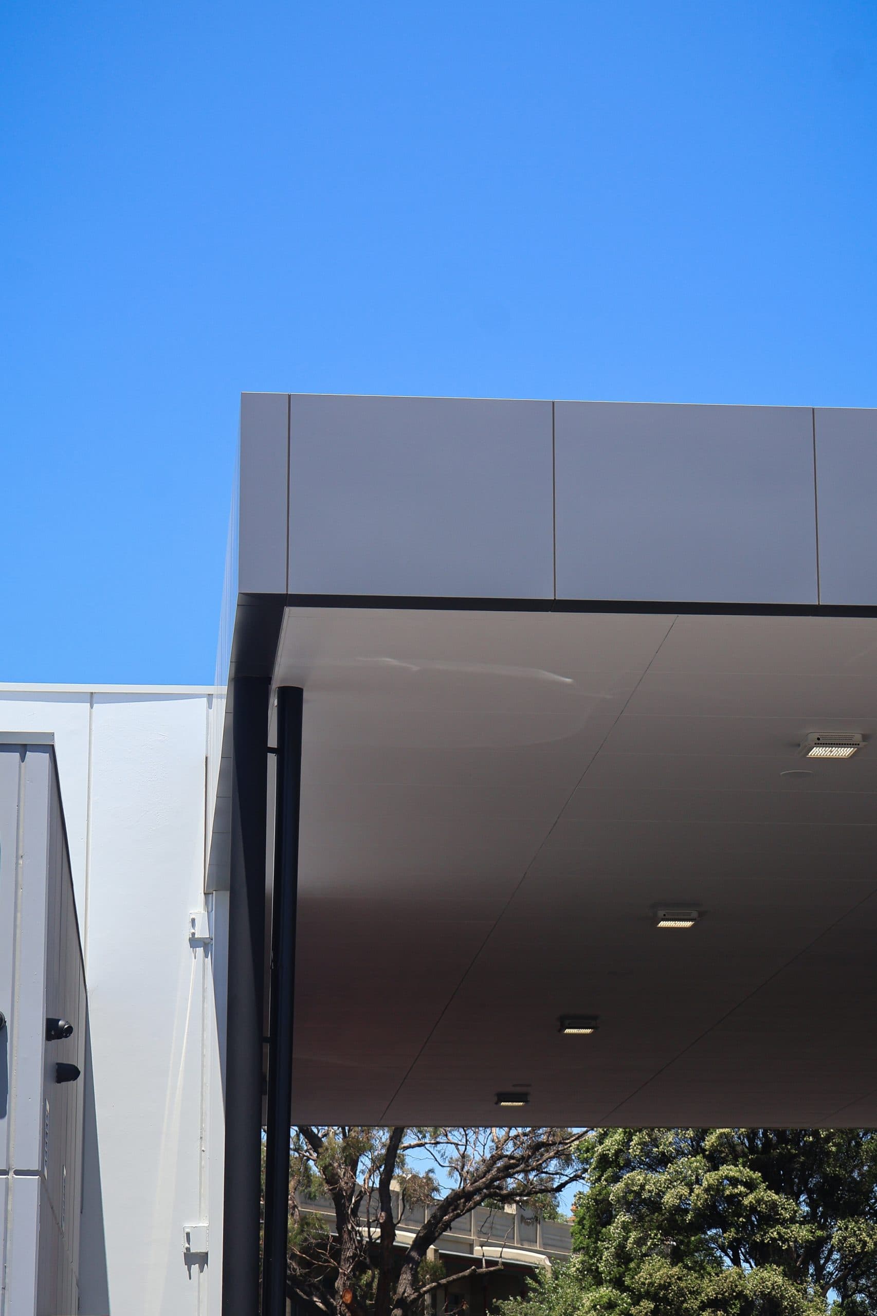 MondoClad_Dark_grey_metallic_Cranbourne_Mazda-02-scaled