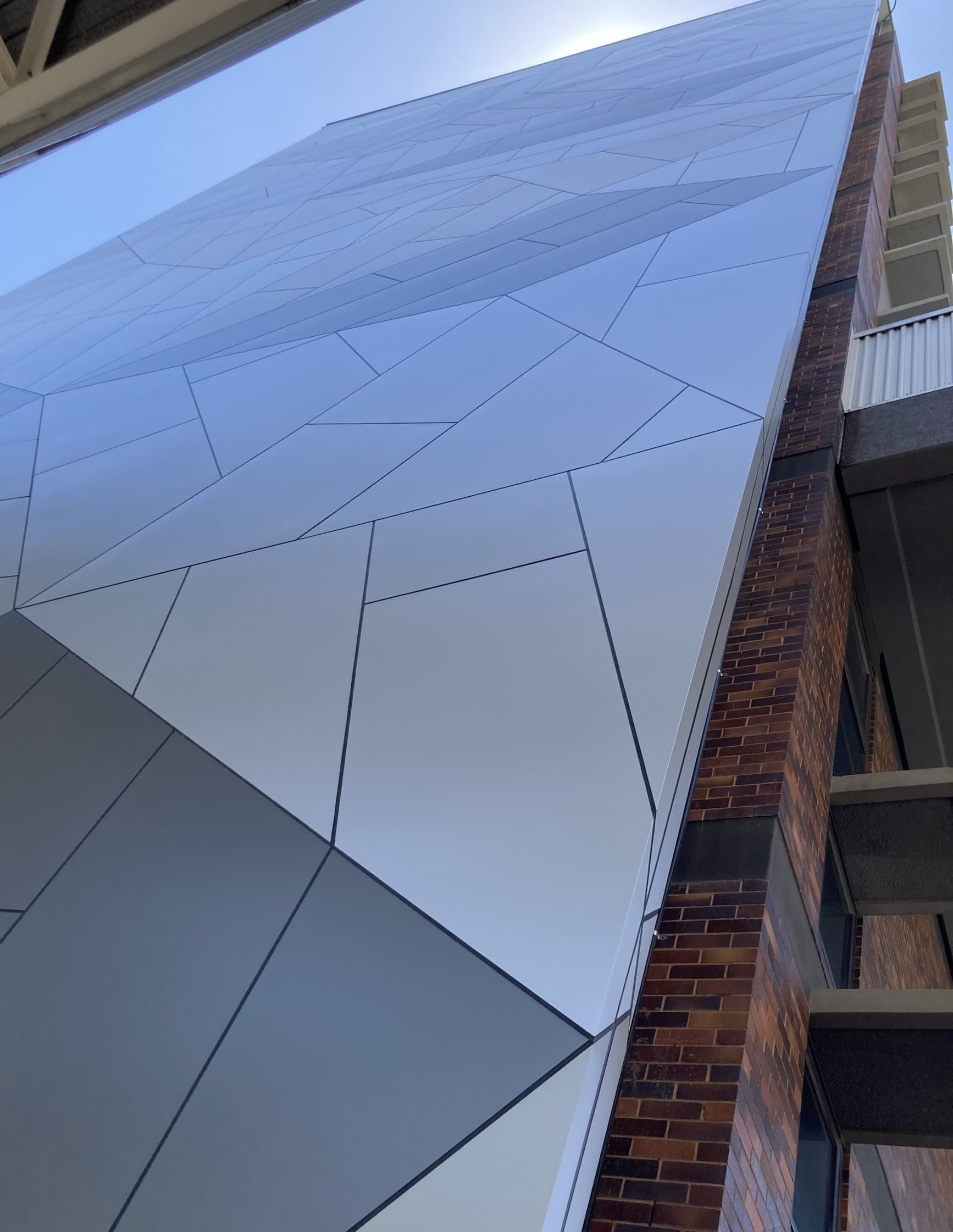 UQ_Health_Sciences_MondoClad-7-1-scaled